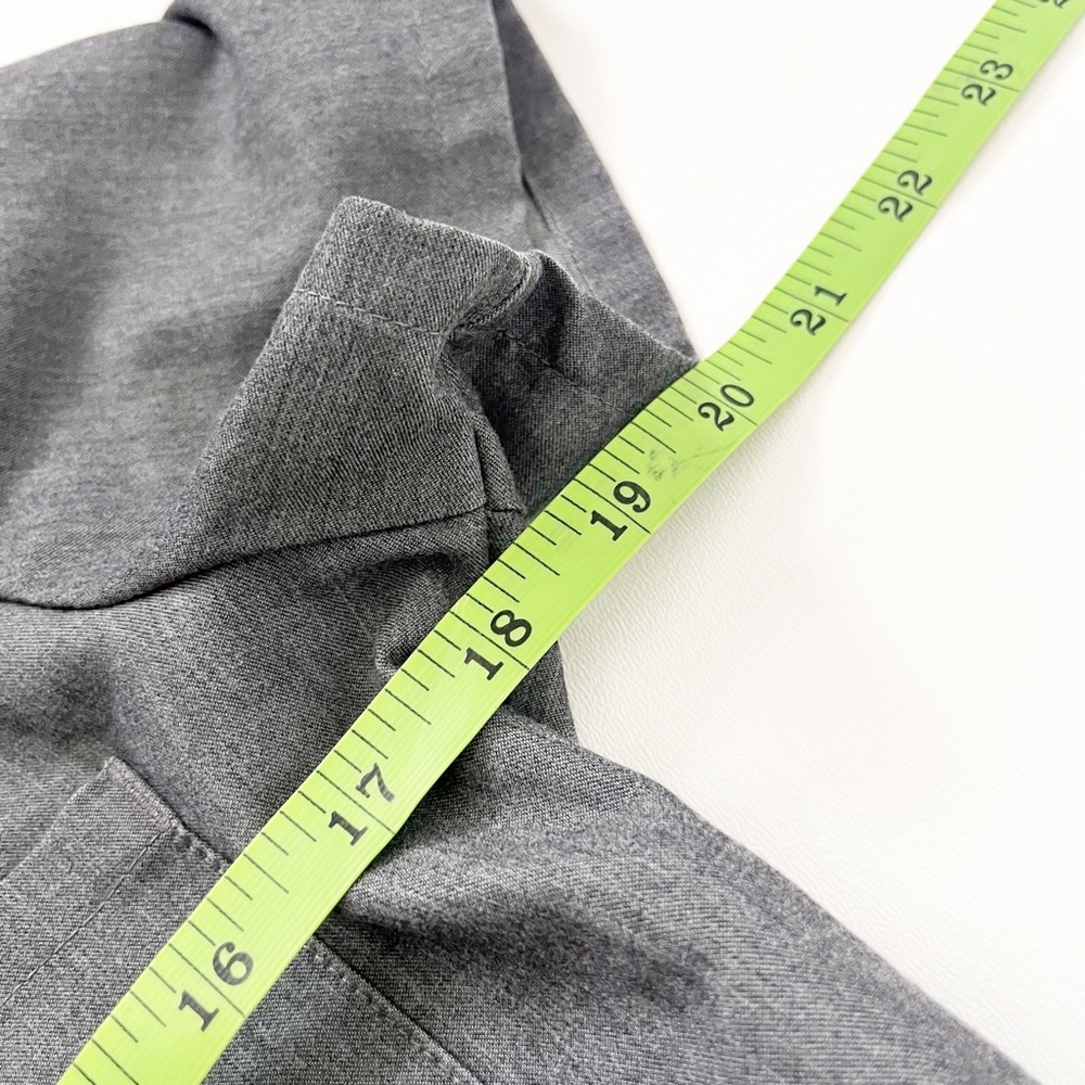 Figs Gray Scrub Top - image 4